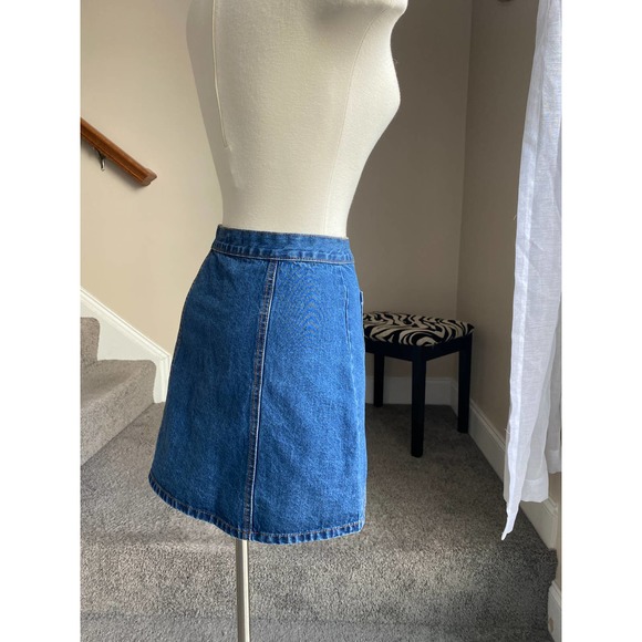 BDG button down mini skirt, size XS - Picture 7 of 10